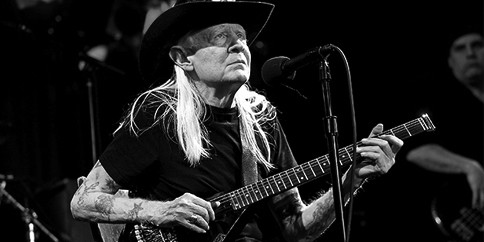johnnywinter4-484x242.jpg