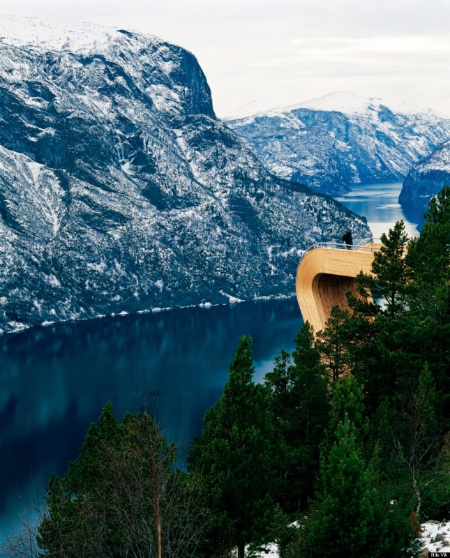 o-aurland-lookout-900_3.jpg