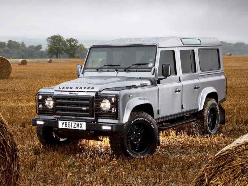 2012_Land_Rover_Defender_110_Twisted_004_6297_zps1e7ed8b0.jpg