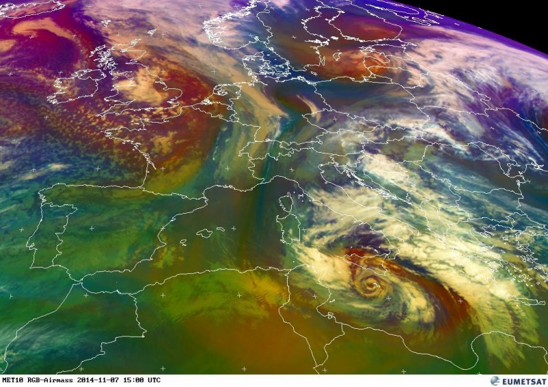 EUMETSAT_MSG_RGB-airmass-centralEurope.jpg
