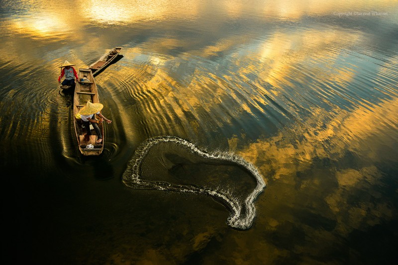 Fisherman nets - Saravut Whanset.jpg