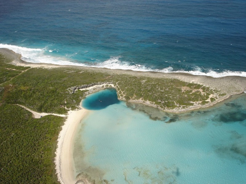 's blue hole - bahamas 02-web.jpg