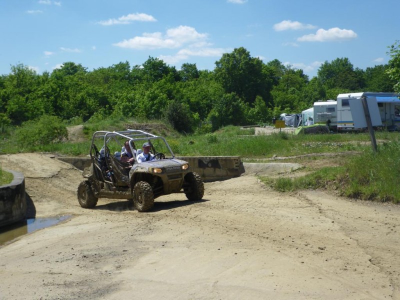 f06_1024x768.jpg