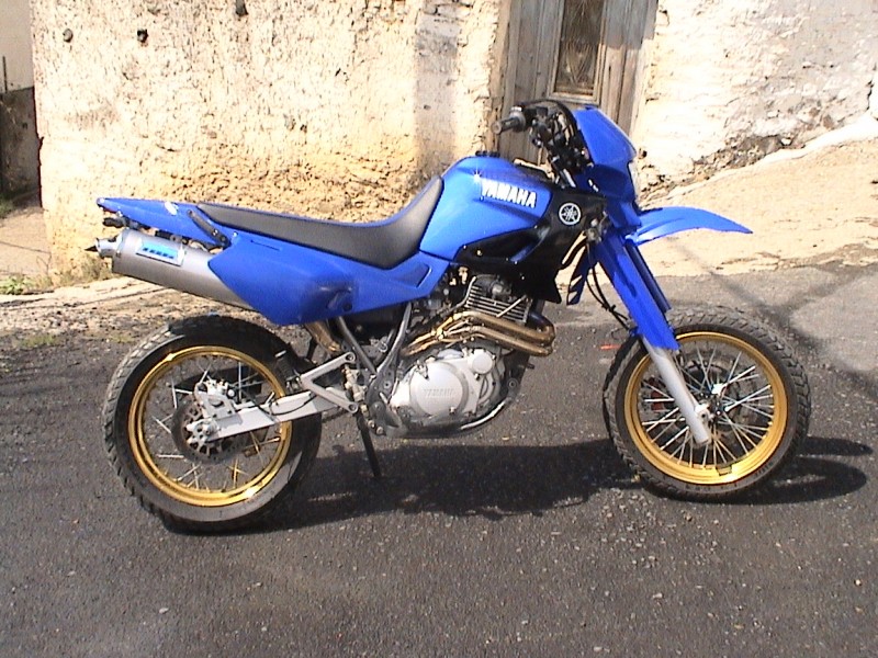 YAMAHA XT-ARA.JPG