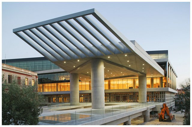 Acropolis Museum 01.jpg