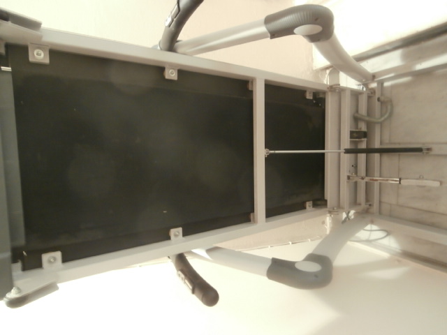 PB041208.JPG