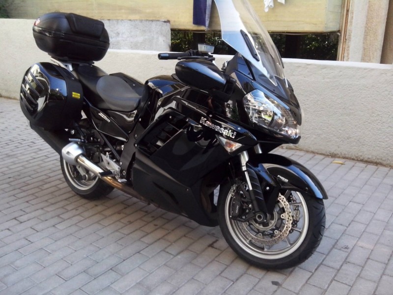 gtr1400_1200x900.jpg