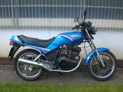 YAMAHA XS400.JPG