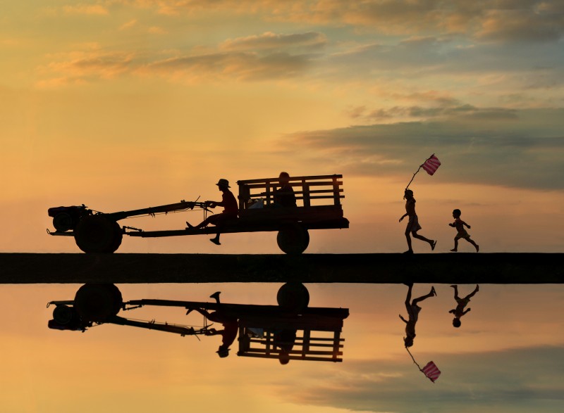 Back home - Sarawut Intarob.jpg