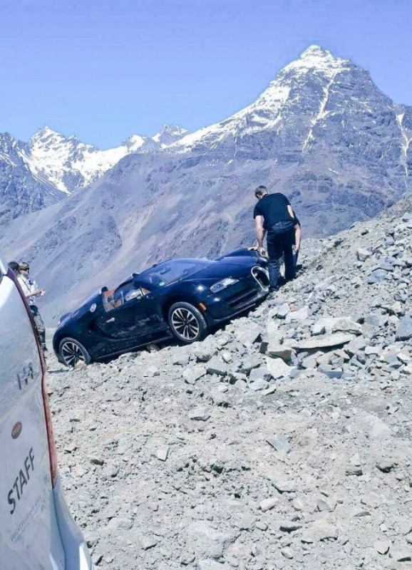 bugatti-veyron-crash-1.jpg