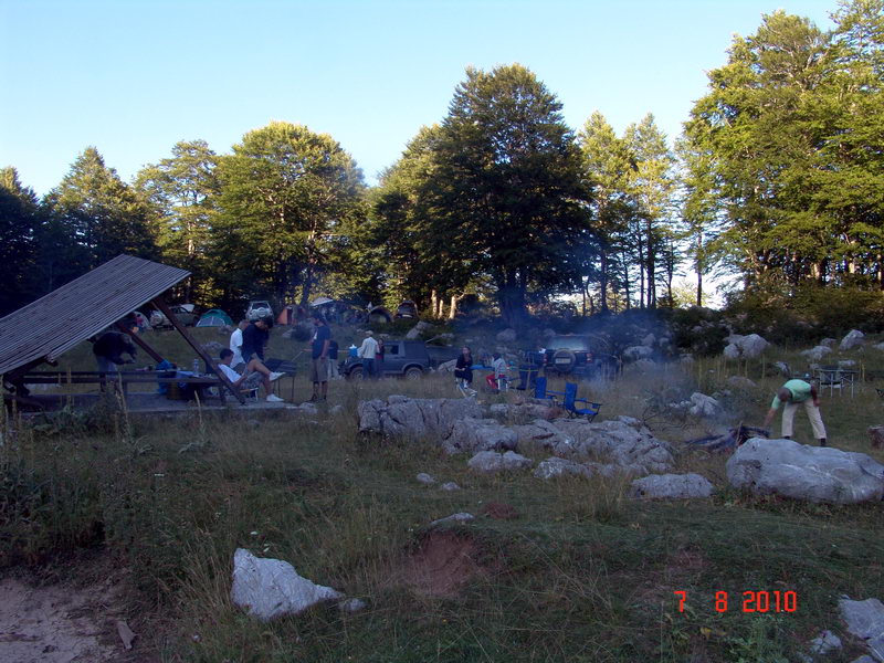 060.jpg
