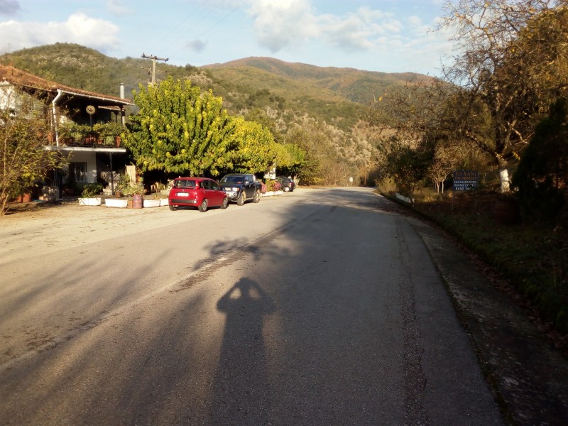 1541862372-picsay.jpg