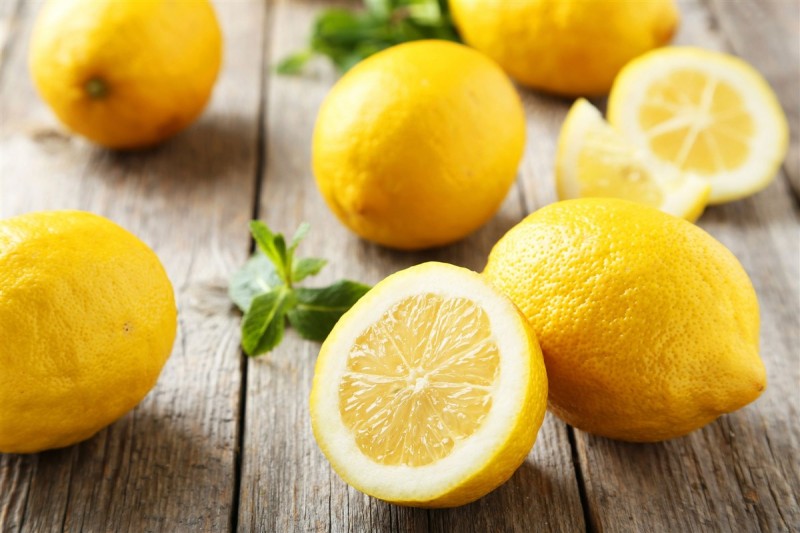lemoni (1200 x 799).jpg
