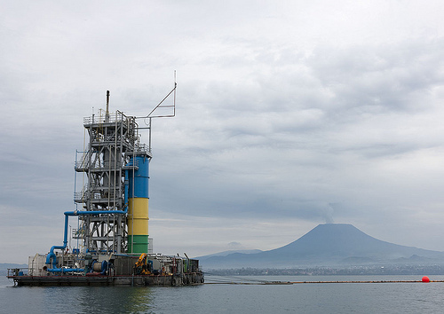 Lake Kivu gas extractor.jpg