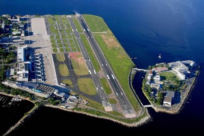dangerous-runway-05.jpg