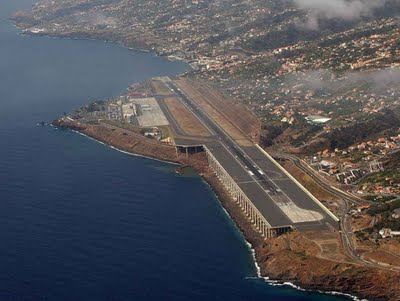 dangerous-runway-21.jpg