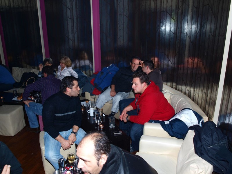 p1276768-web.jpg