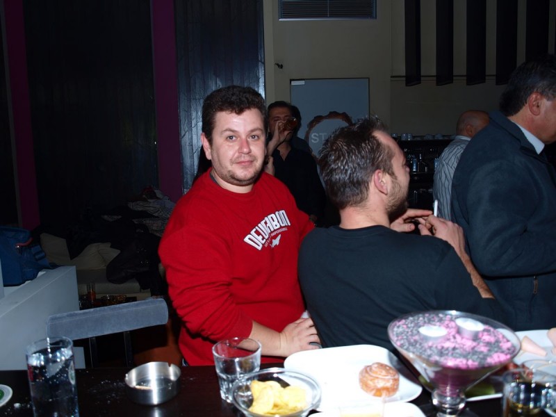p1276809-web.jpg