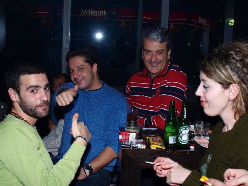 p1286856-web.jpg