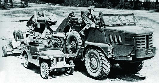 Walter ADUM, 4x4, 1940 г. (left — Bantam-60 Mk-II).jpg