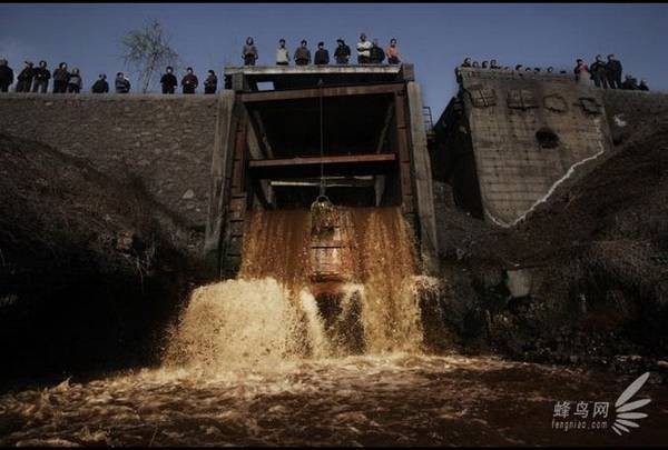 03 (600 x 405).jpg