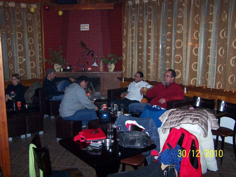 100_8385-qpr.jpg