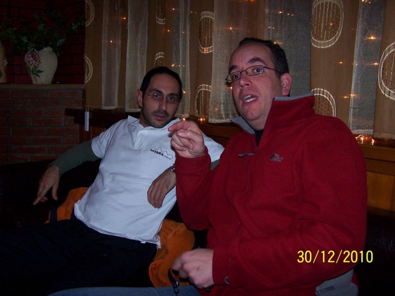 100_8387-qpr.jpg