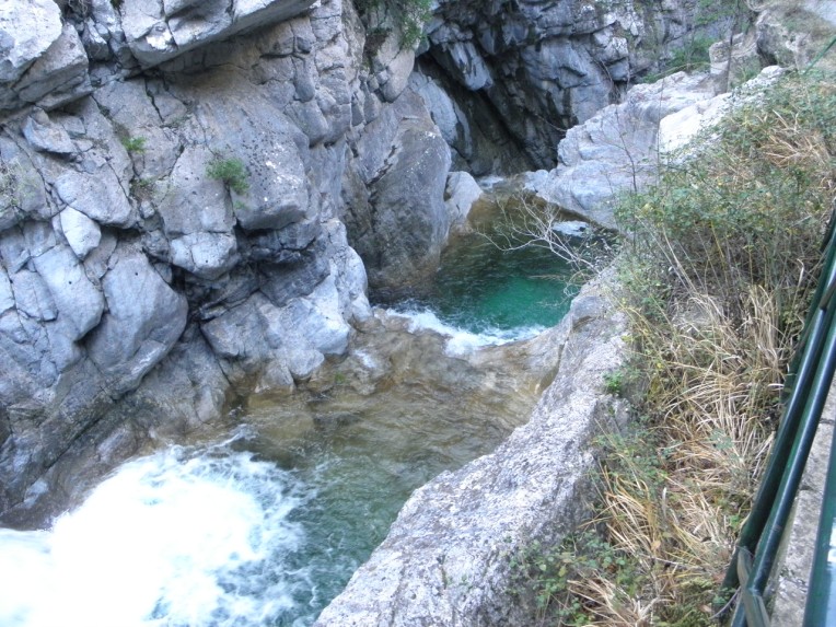 PC300570.jpg