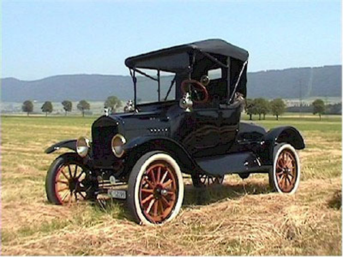 1908 Ford Model T.jpg