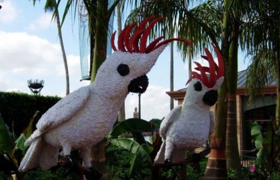 disney-characters-made-of-flowers-photos-04-550x354.jpg