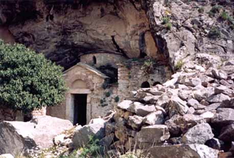 penteli-cave.jpg