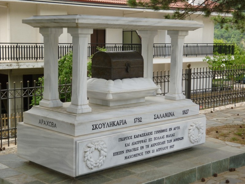 Τζουμέρκα Μάιος 2013 008.jpg