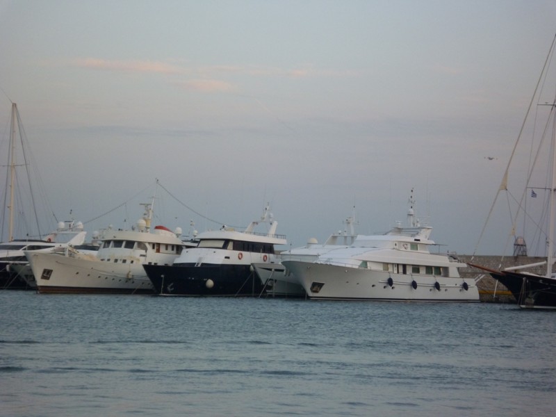 Αυγουστιάτικη πανσέληνος  2013 006.jpg