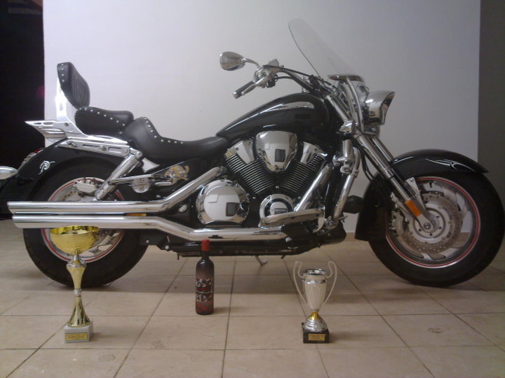 VTX 1800.jpg