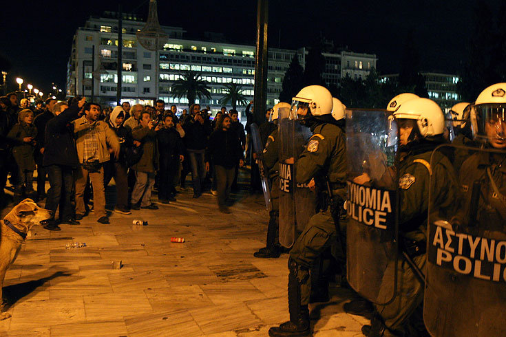 Athen_Demonstrationshund_3.jpg
