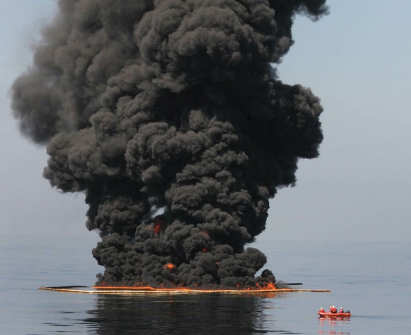 oil disaster 03-qpr.jpg