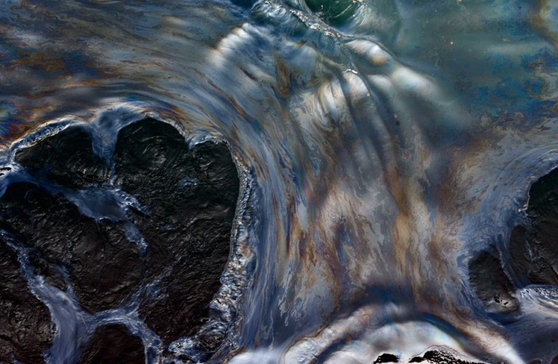 oil disaster 06-qpr.jpg