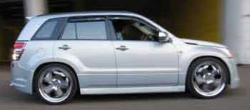 SUZUKI_GRAND_VITARA_2007-1 (800 x 352).jpg