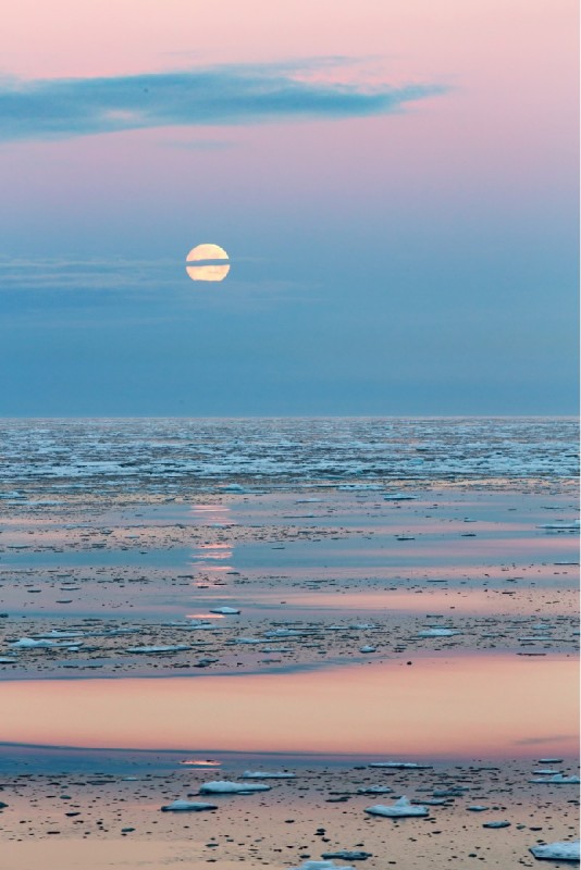 Wonderful full moon rise after sunset.jpg