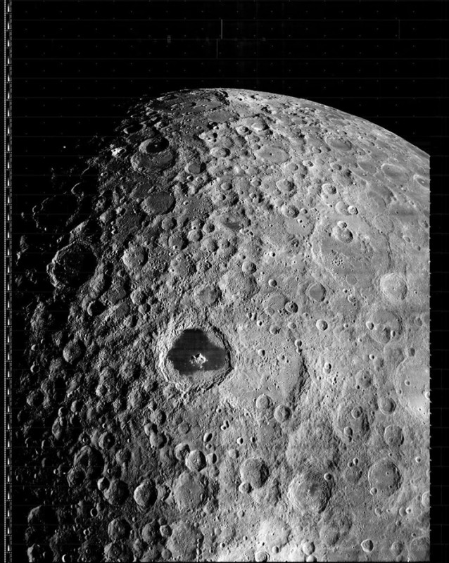 3-xakers-diasozoun-fotografies-tis-selinis-apo-to-arxeio-tis-nasa.jpg